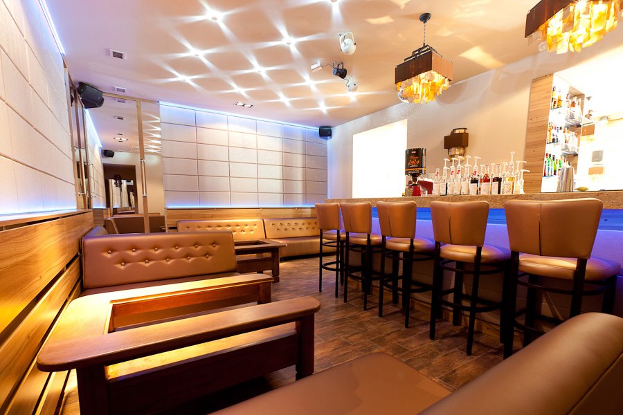 A randi helyszín szép, nappali megvilágításban